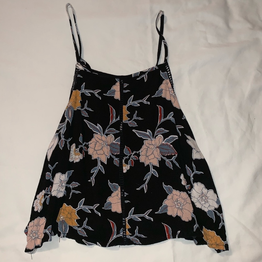 Floral crop tank top, lace detail